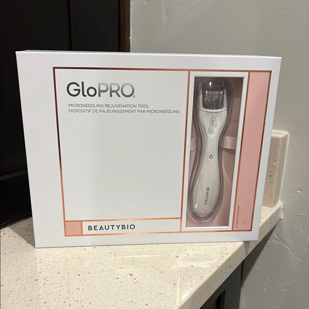 NIB GloPro Microneedling Tool